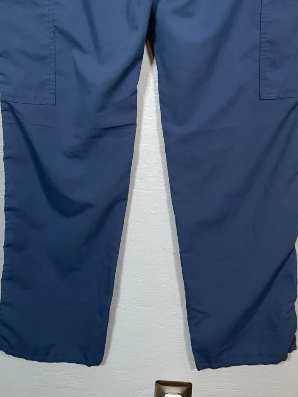 FIGS Men L Navy Blue Cairo Cargo Scrub Pants Drawstring Waist Technical Pockets
